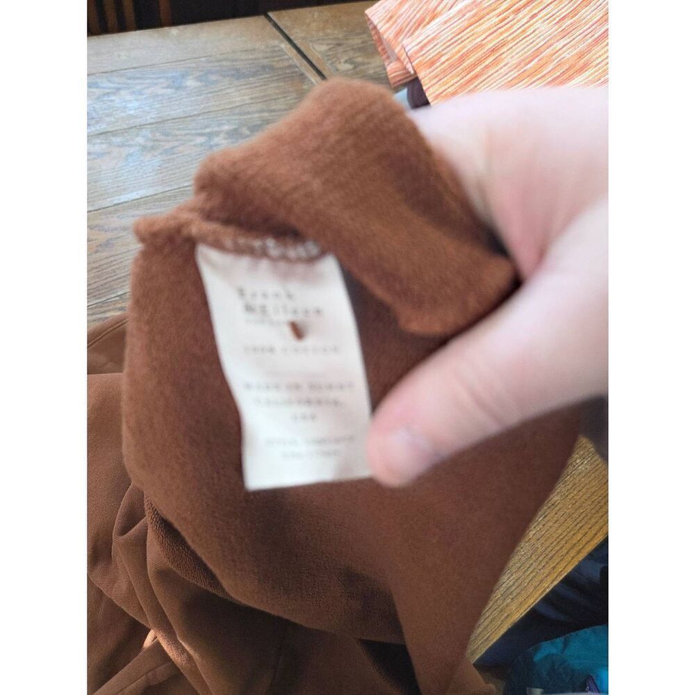Frank & Eileen Triple Fleece Patrick Popover Henley in  Brown Size Large - Picture 4 of 5